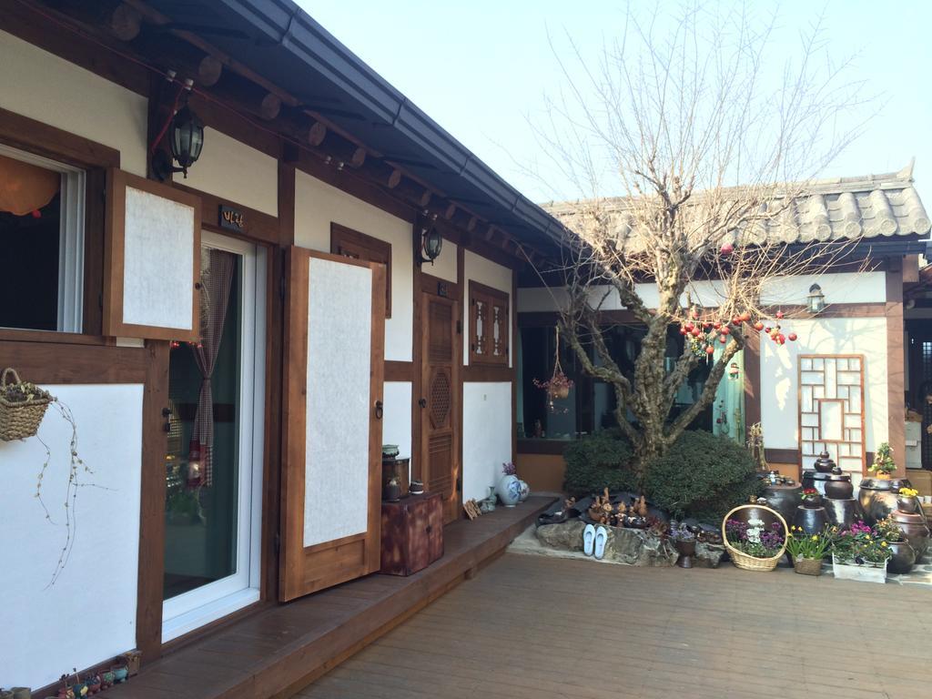 Inyeon Hanok Guesthouse Jeonju Exterior foto