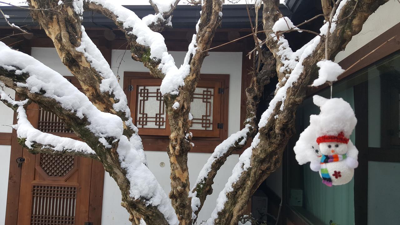 Inyeon Hanok Guesthouse Jeonju Exterior foto