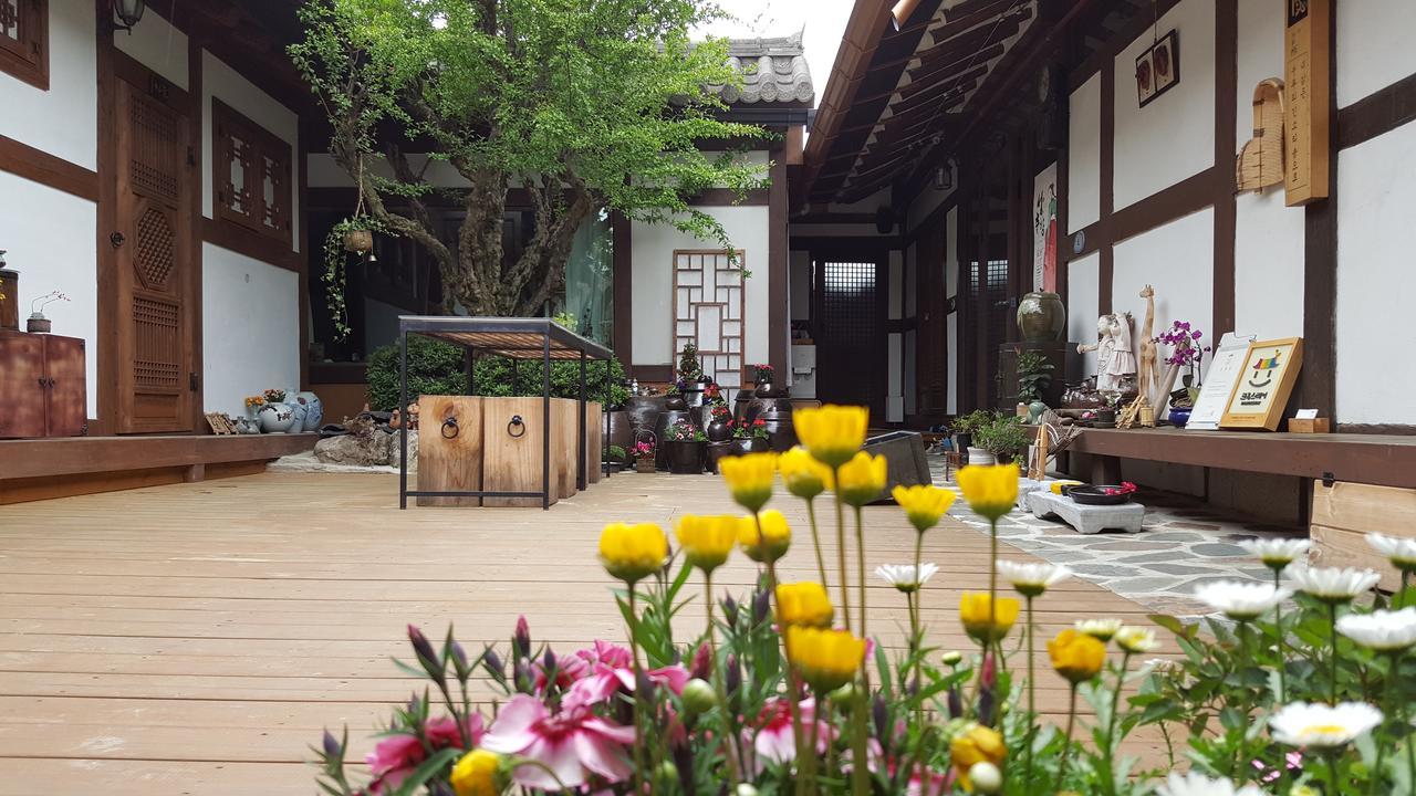 Inyeon Hanok Guesthouse Jeonju Exterior foto